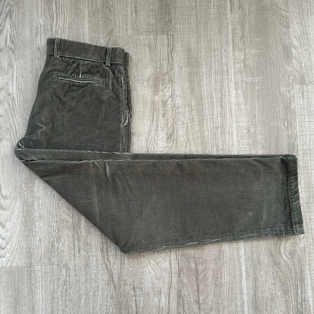 NWOT 33/30 J. McLaughlin Dark Gray Corduroys